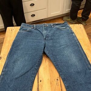 Wrangler Men's Deep Blue Straight Jeans